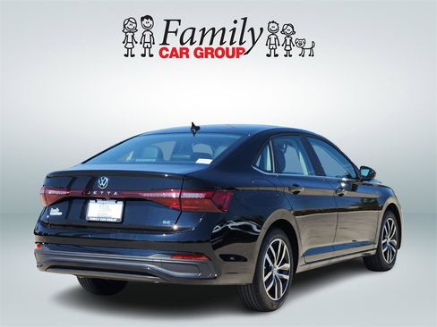 New 2026 Volkswagen Jetta SE image 4