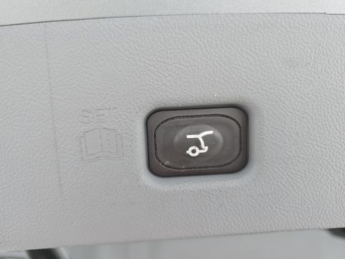 Used 2023 Lincoln Nautilus Reserve w/ Equipment Group 201A AWD/4WD image 13