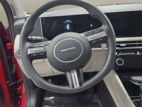 Used 2025 Hyundai Tucson SEL image 21