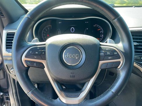 Used 2015 Jeep Grand Cherokee Laredo w/ Quick Order Package 23E RWD image 22