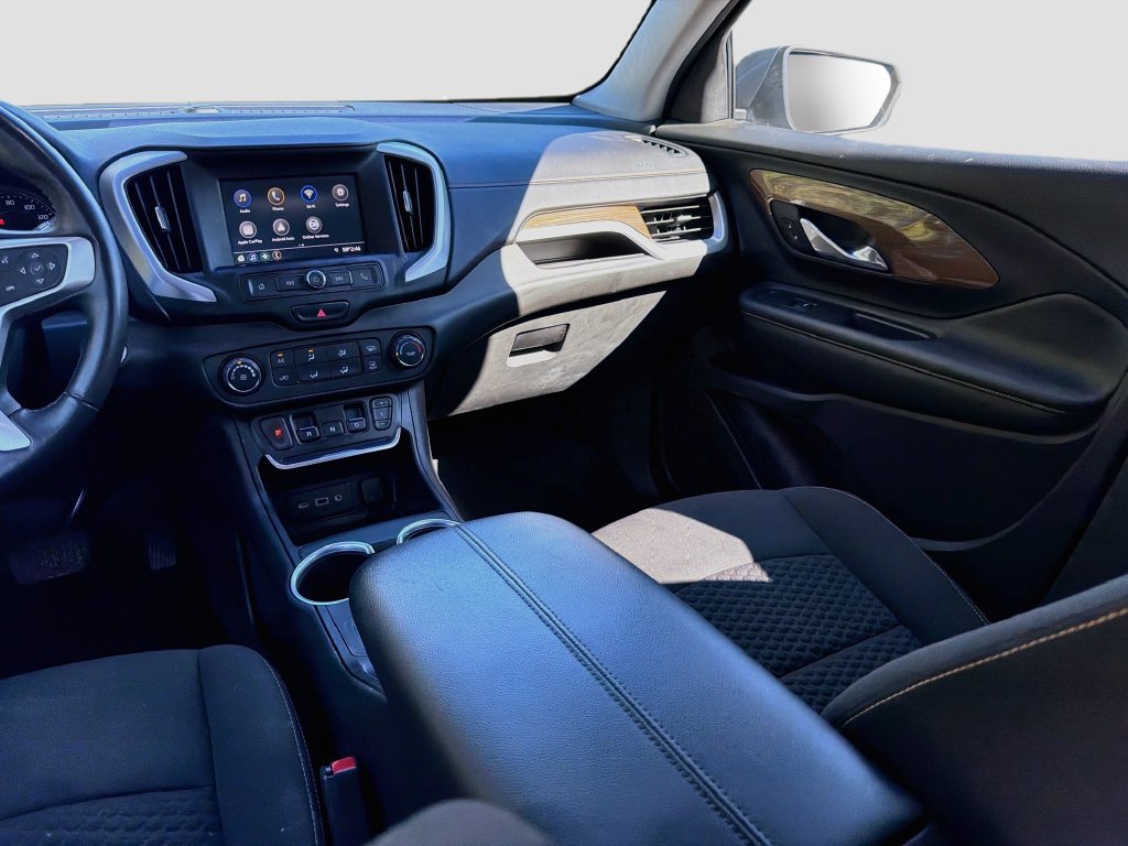 Used 2021 GMC Terrain SLE FWD image 25