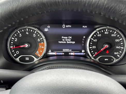 Used 2022 Jeep Renegade Latitude w/ Convenience Group image 30