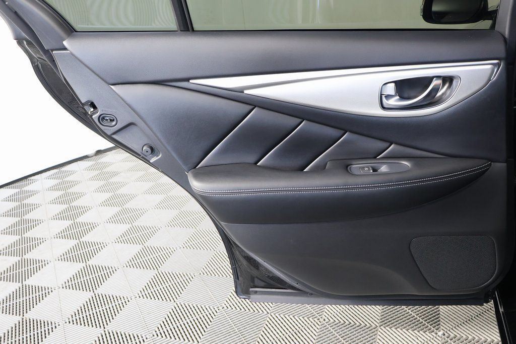 Used 2020 INFINITI Q50 Luxe RWD image 13