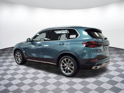 New 2026 BMW X5 xDrive40i w/ Premium Package image 3