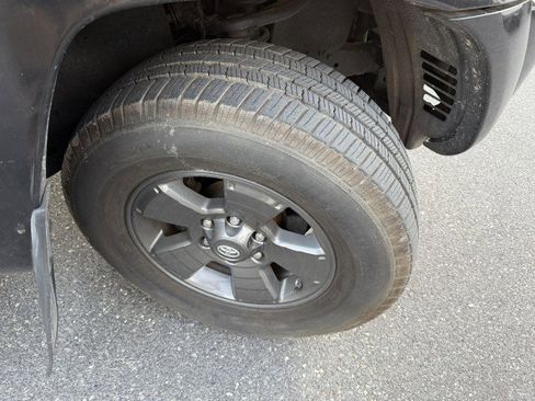 Used 2009 Toyota Tacoma PreRunner image 29