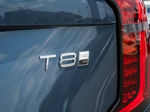 New 2026 Volvo XC90 T8 Core AWD/4WD image 9