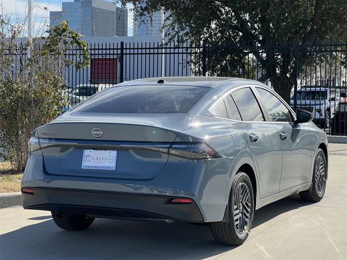 New 2026 Nissan Sentra SV image 4