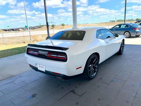 Used 2023 Dodge Challenger R/T w/ Blacktop Package image 5