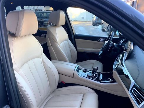Used 2021 BMW X5 xDrive40i w/ Premium Package image 8