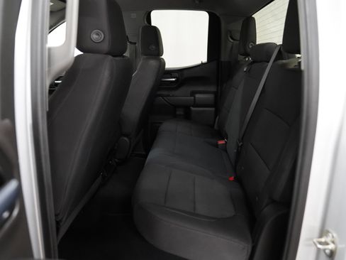 Used 2019 Chevrolet Silverado 1500 Custom w/ Custom Value Package image 5