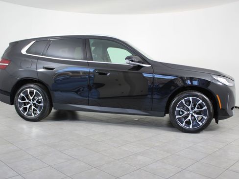 New 2026 BMW X3 xDrive30 w/ Premium Package image 8