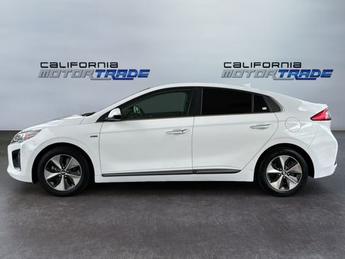 Used 2018 Hyundai Ioniq Limited FWD image 8