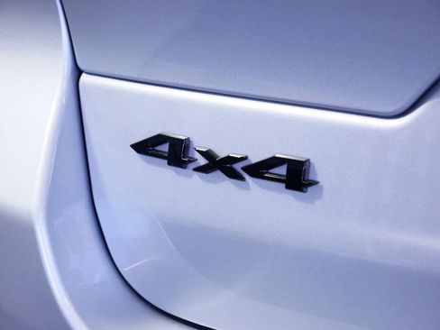 Used 2024 Jeep Grand Cherokee Altitude image 14