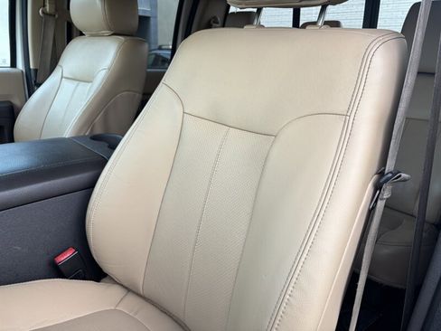 Used 2015 Ford F250 Lariat w/ Lariat Ultimate Package AWD/4WD image 10