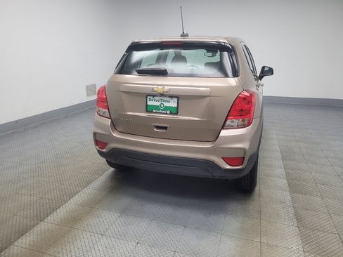 Used 2018 Chevrolet Trax LS AWD/4WD image 7