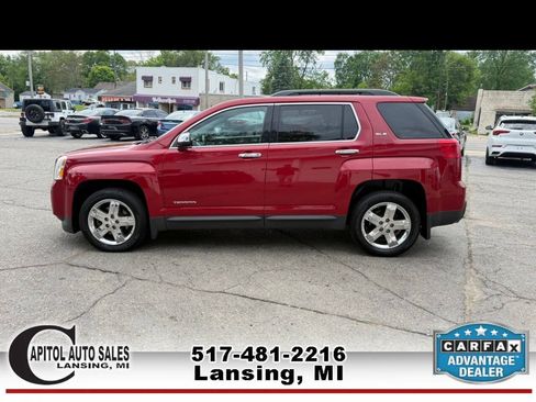 Used 2013 GMC Terrain SLE w/ Chrome and Technology Package AWD/4WD image 5