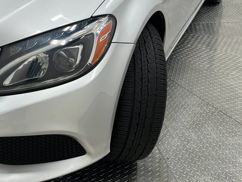 Used 2017 Mercedes-Benz C 300 4MATIC Sedan image 38