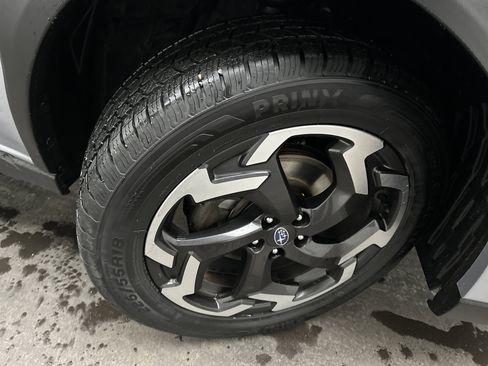 Used 2023 Subaru Crosstrek 2.5i Limited w/ Moonroof Package image 11