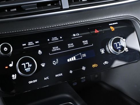 Certified 2026 INFINITI QX60 Luxe w/ Cargo Package image 16