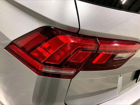 Used 2024 Volkswagen Tiguan S image 30