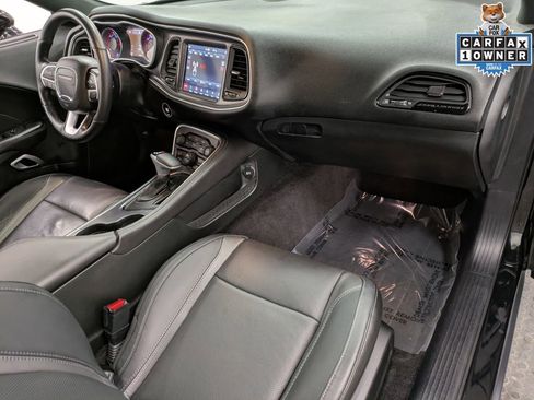 Used 2018 Dodge Challenger R/T Plus image 29