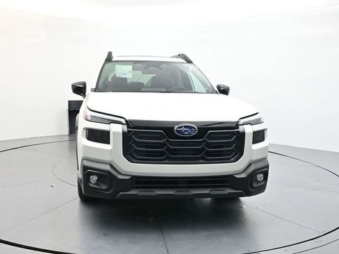 Used 2026 Subaru Outback Limited image 2