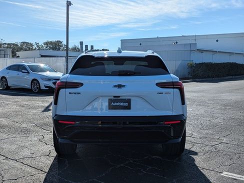 New 2024 Chevrolet Blazer EV RS image 7