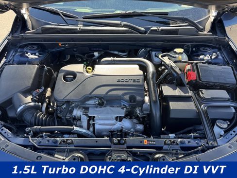 Used 2022 Chevrolet Malibu LT image 12