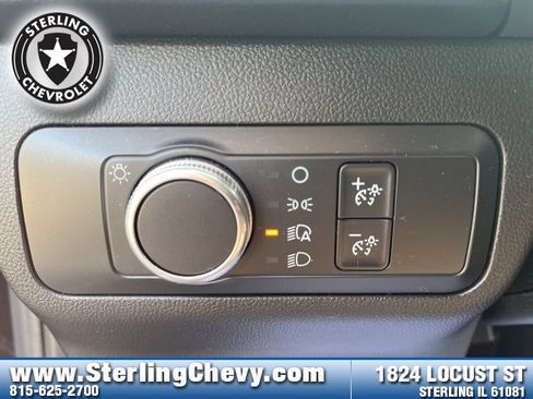 Used 2020 Ford Escape SE image 13