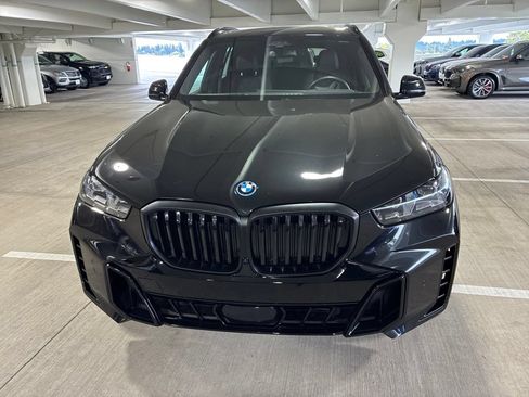 Used 2026 BMW X5 xDrive50e w/ M Sport Package AWD/4WD image 8