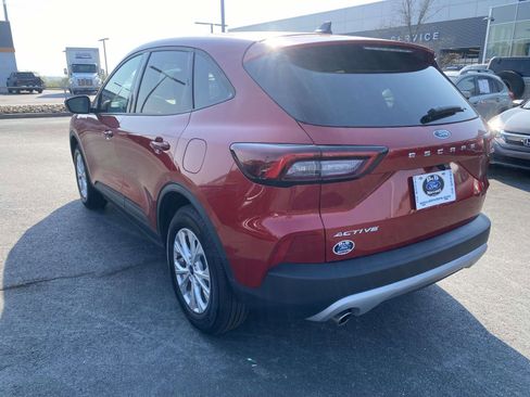 Certified 2025 Ford Escape Active FWD image 5