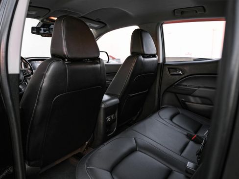 Used 2021 Chevrolet Colorado Z71 w/ Z71 Midnight Edition image 33