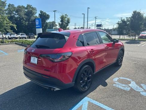 Used 2024 Honda HR-V Sport image 8