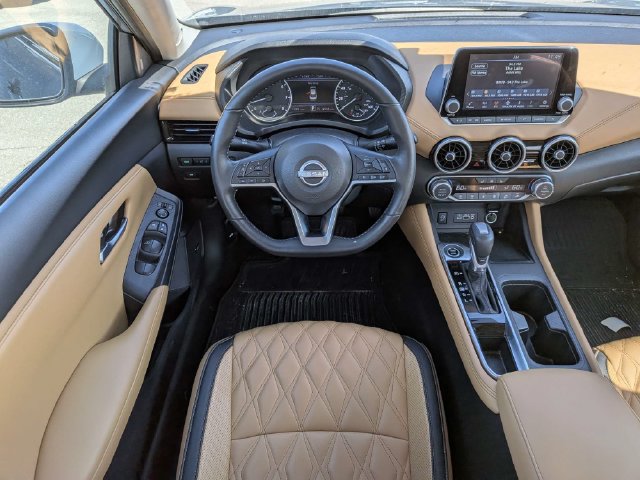 Used 2025 Nissan Sentra SV w/ SV Premium Package FWD image 14