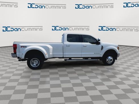 Used 2019 Ford F350 Lariat w/ Lariat Ultimate Package AWD/4WD image 9