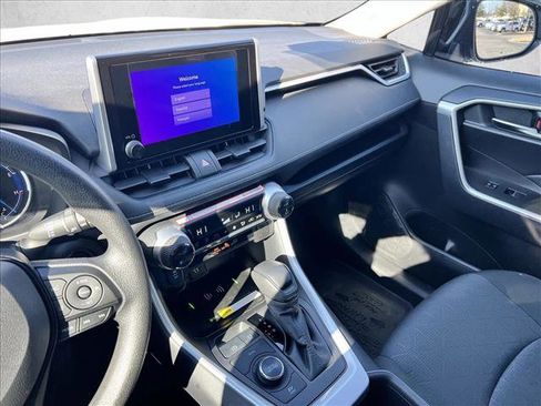 Certified 2025 Toyota RAV4 Woodland Edition image 12