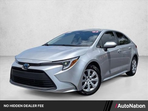 Used 2023 Toyota Corolla LE FWD image 1