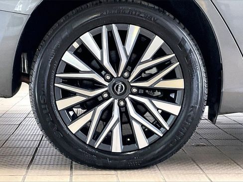 Used 2025 Nissan Altima 2.5 SV image 36