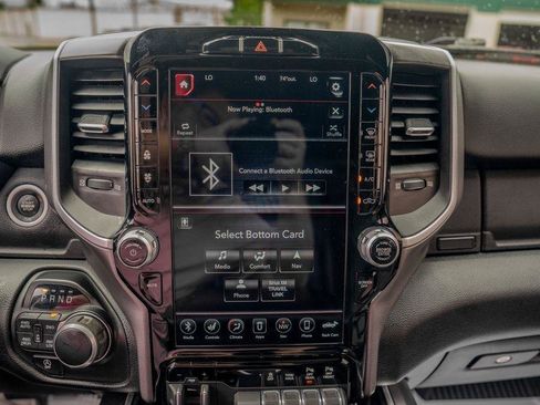 Used 2021 RAM 1500 Big Horn AWD/4WD image 29