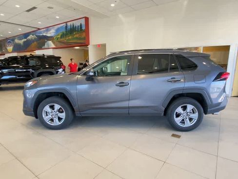 Certified 2025 Toyota RAV4 XLE AWD/4WD image 5
