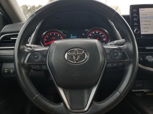 Used 2024 Toyota Camry XSE image 19