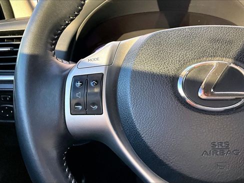 Used 2012 Lexus CT 200h image 18