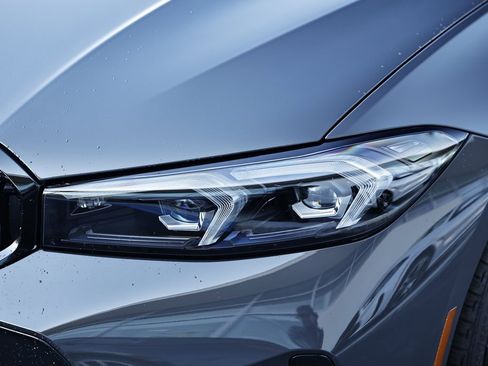 New 2026 BMW 330i xDrive Sedan image 12