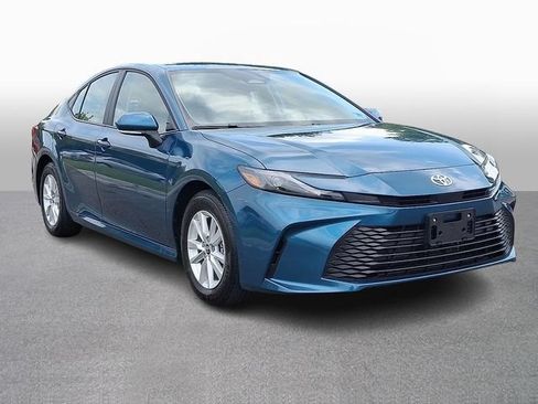 Certified 2026 Toyota Camry LE FWD image 3