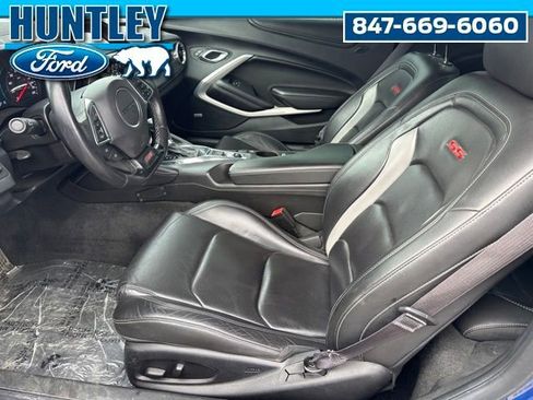 Used 2016 Chevrolet Camaro SS image 12