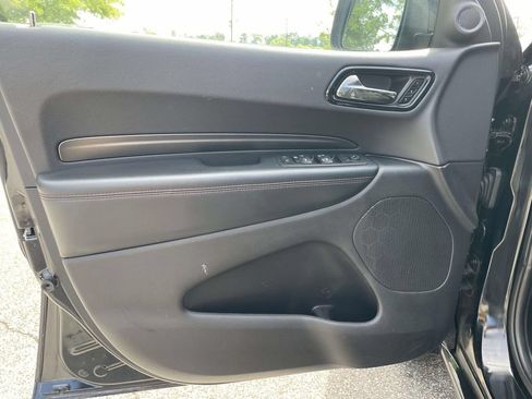 Used 2025 Dodge Durango GT AWD/4WD image 16