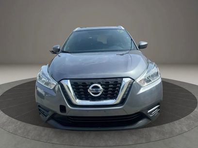 Used 2019 Nissan Kicks SV