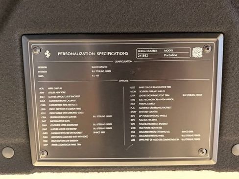 Used 2019 Ferrari Portofino RWD image 32