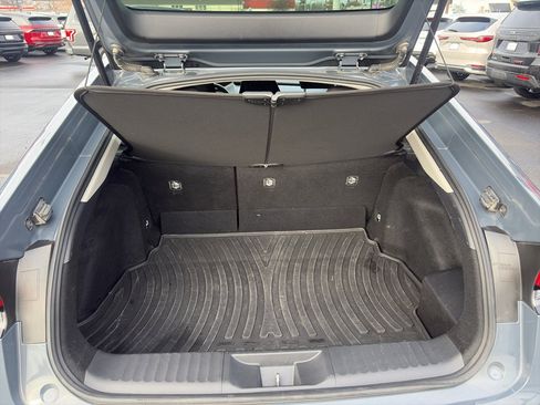 Used 2024 Toyota Prius LE image 15