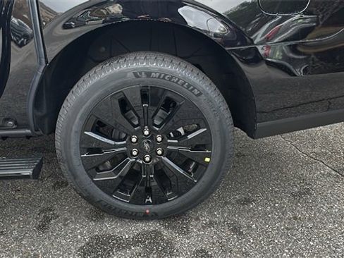 New 2025 Ford Expedition Max Platinum w/ Stealth Appearance Package image 19